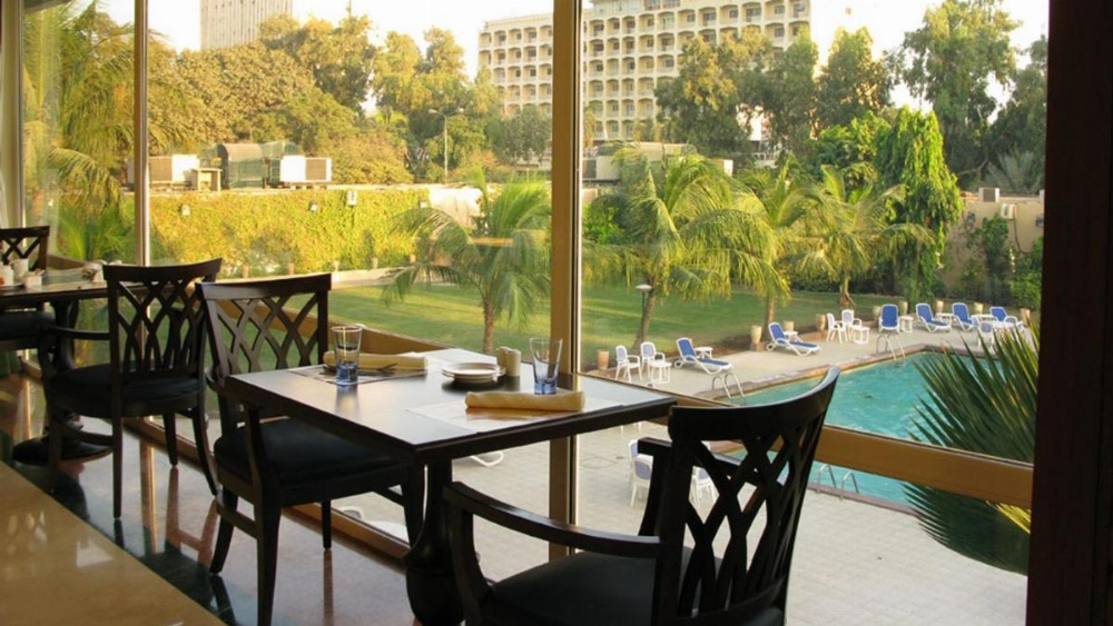 Avari Tower Karachi Image 10