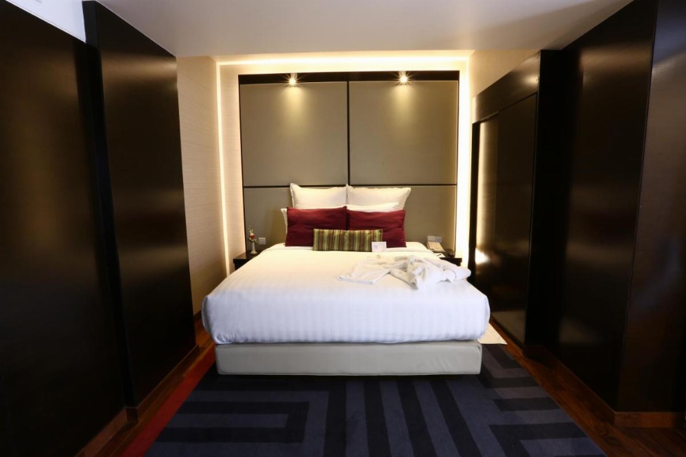 Room image 3